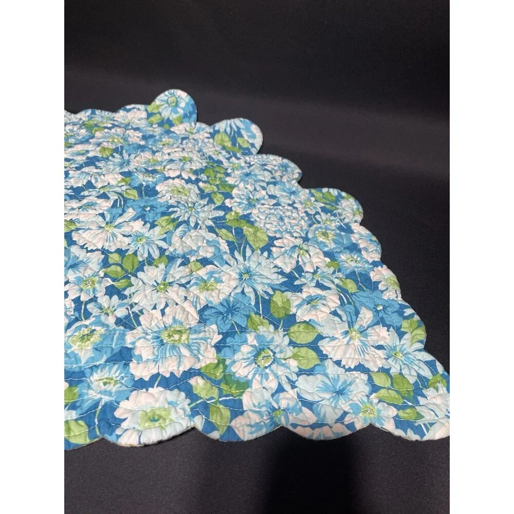 Vintage set of 4 cloth large reversible flowered placemats, 19